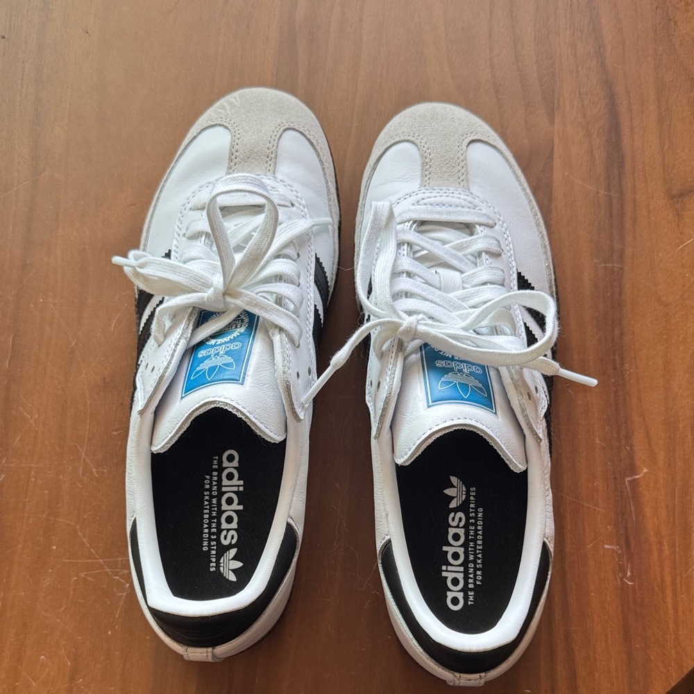 NEW Adidas White and Black Samba Sneakers - Picture 2 of 6